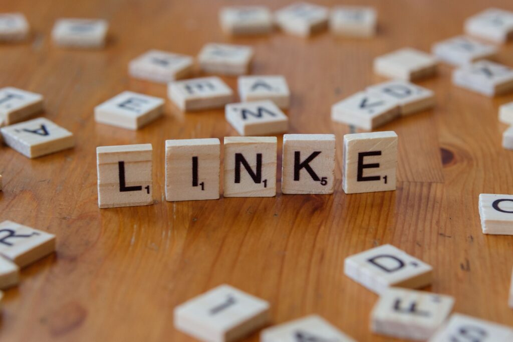 Internal linking strategy